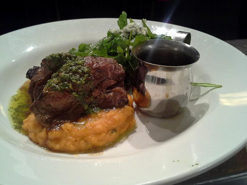 Salamander Tavern - Accommodation Yamba 5