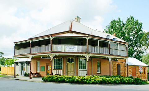 Victoria Hotel - Accommodation Yamba 0
