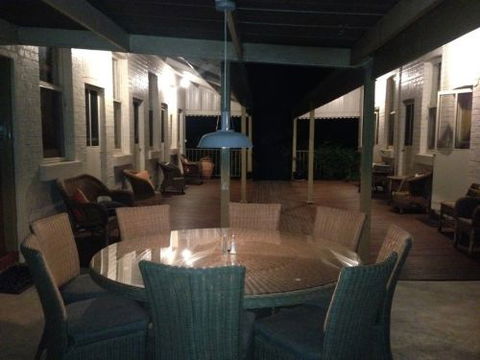 Moyhu Hotel - Accommodation Yamba 3