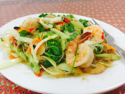 Lee's Thai Food Restaurant - Accommodation Yamba 3