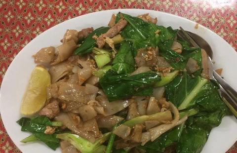 Lee's Thai Food Restaurant - Accommodation Yamba 4