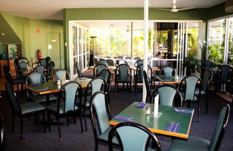 KBR’s Licensed Restaurant - Accommodation Yamba 1