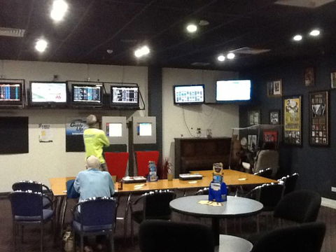 Tennant Creek Memorial Club - Accommodation Yamba 4