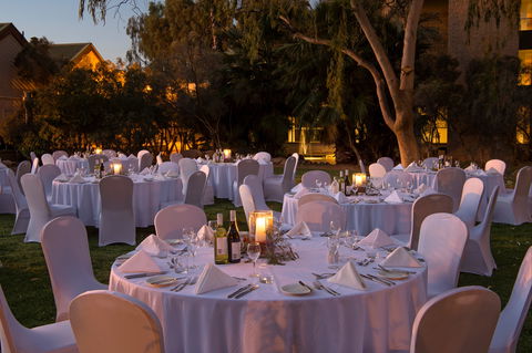 Christmas Day Lunch At DoubleTree By Hilton Alice Springs - Accommodation Yamba 1