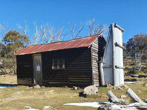 Hedonistic Hiking's Razorback To Harrietville - Accommodation Yamba 0