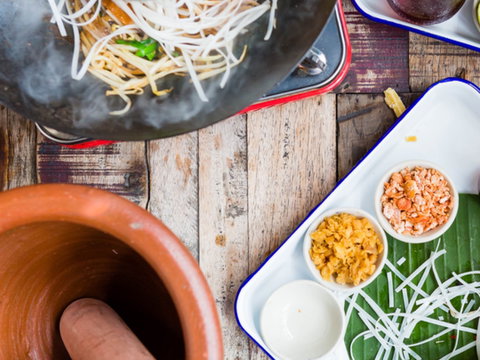 Thai Masterclass - Pad Thai - Accommodation Yamba 0