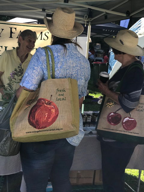 Orange Farmers Market - Accommodation Yamba 2