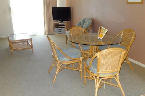 Aqualuna Beach Resort - Accommodation Yamba 5