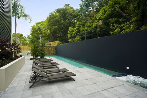 Coconut Grove - Accommodation Yamba 4