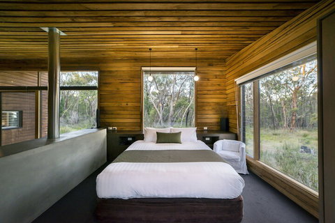 DULC Cabins - Accommodation Yamba 7