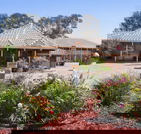 The Standpipe Golf Motor Inn - Accommodation Yamba