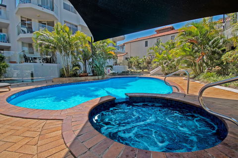 Sand Castles On Currumbin Beach - Accommodation Yamba 5