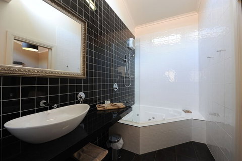 Alexandra Place - Accommodation Yamba 2