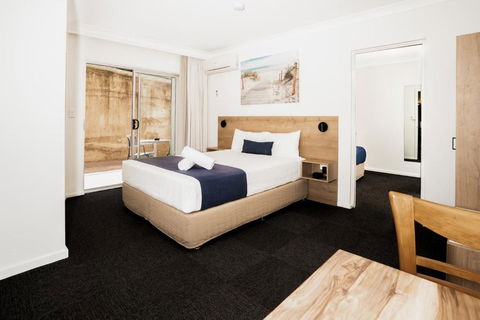 Caribbean Motel - Accommodation Yamba 2
