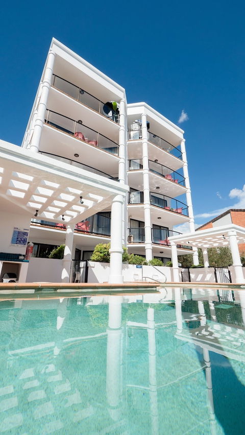 Aegean Apartments - Accommodation Yamba 5