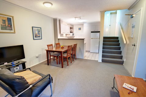 Spring Hill Gardens Apartments - Accommodation Yamba 5
