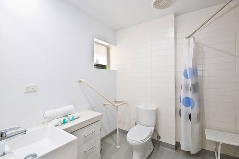 Lorne Bay View Motel - Accommodation Yamba 6