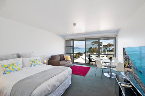 Lorne Bay View Motel - Accommodation Yamba 5