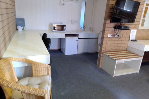 Country Home Motor Inn - Accommodation Yamba 3