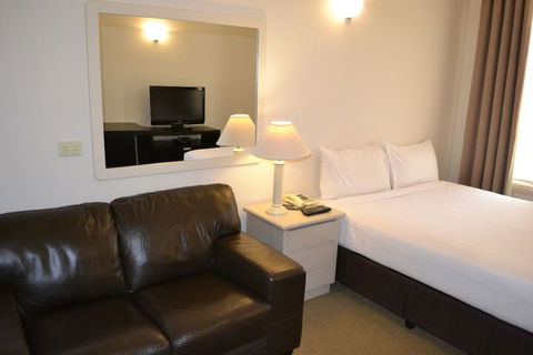 Beau Monde International - Accommodation Yamba 7