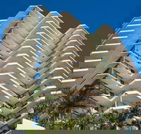 Beach House Seaside Resort Coolangatta - Accommodation Yamba