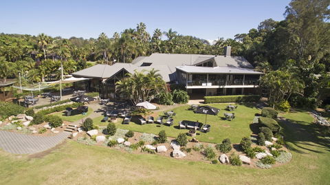 BreakFree Aanuka Beach Resort - Accommodation Yamba 0