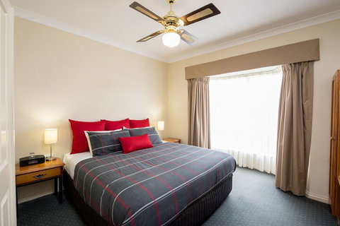 John Pirie Motor Inn - Accommodation Yamba 6