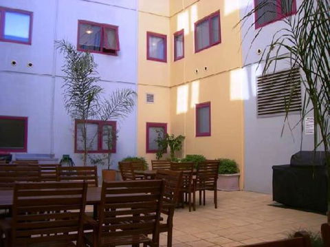 Plum Carlton Serviced Apartments - Accommodation Yamba 0