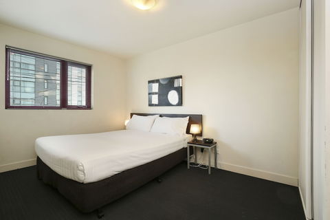 Plum Carlton Serviced Apartments - Accommodation Yamba 6