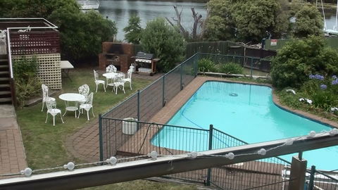 Waterfront Lodge Motel - Accommodation Yamba 4