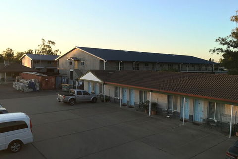 Dragon Phoenix Motel & Restaurant - Accommodation Yamba 3