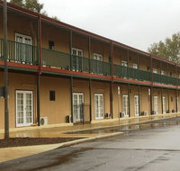 The Nosh  Nod - Howick Street - Accommodation Yamba