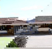 Top Of The Town Motel - Accommodation Yamba