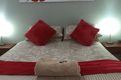 The Nosh & Nod - Avon Terrace - Accommodation Yamba 5
