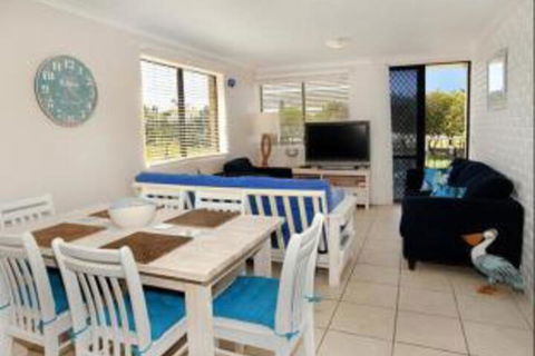 Pacific 1 / 103 - Accommodation Yamba 2