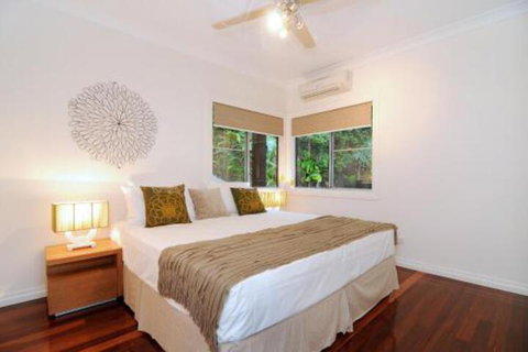 Seaview - Accommodation Yamba 1