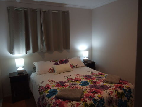 Lake Barra Cottages - Accommodation Yamba 2