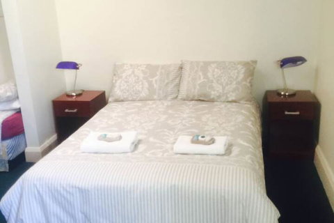 Ross Hotel - Accommodation Yamba 5