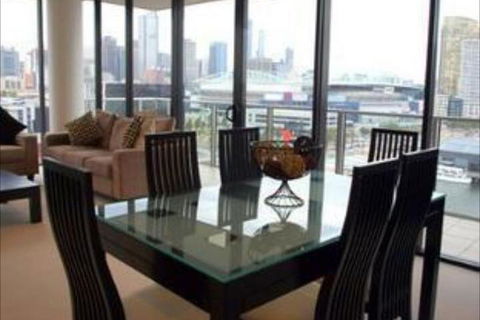 Docklands Prestige Apartments - Accommodation Yamba 2