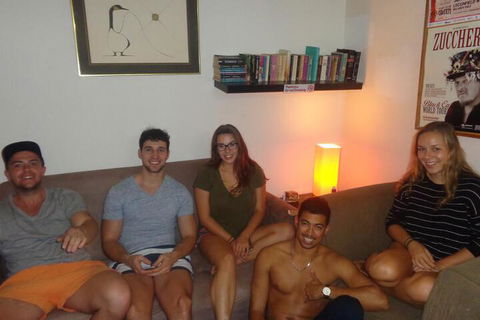 Adelaide Backpackers Travellers Inn - Accommodation Yamba 1