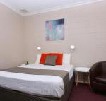 Motel Poinsettia - Accommodation Yamba