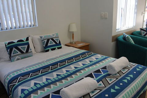 Mandurah Ocean Marina Chalets - Accommodation Yamba 5