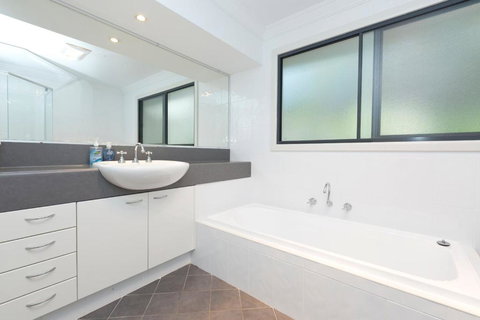 Brae Villa - Accommodation Yamba 4