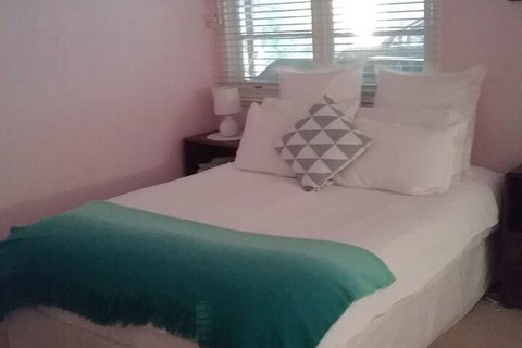 Langley Cottage B & B - Accommodation Yamba 4