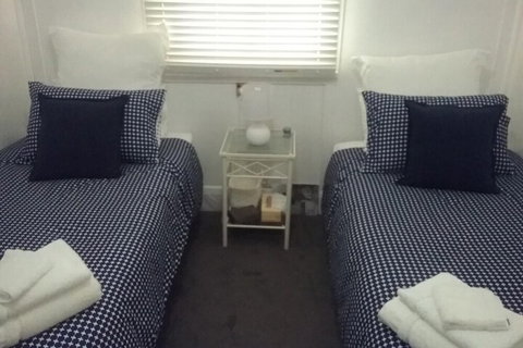 Langley Cottage B & B - Accommodation Yamba 5