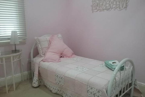 Langley Cottage B & B - Accommodation Yamba 1