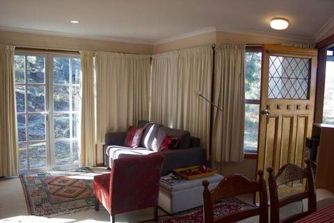 Whiskey Gully Wines - Accommodation Yamba 2