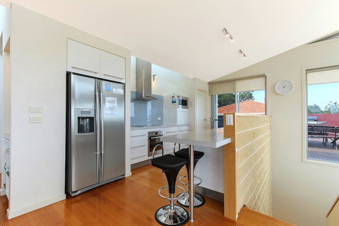 Nautilus - Accommodation Yamba 3