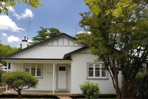 The Sampson - Orange - Accommodation Yamba 0