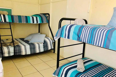 Accommodation At Isa - Accommodation Yamba 6